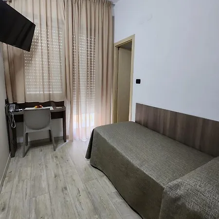 Hotel Miramare Dipendenza Pineto