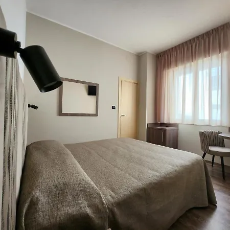 Miramare Dipendenza *