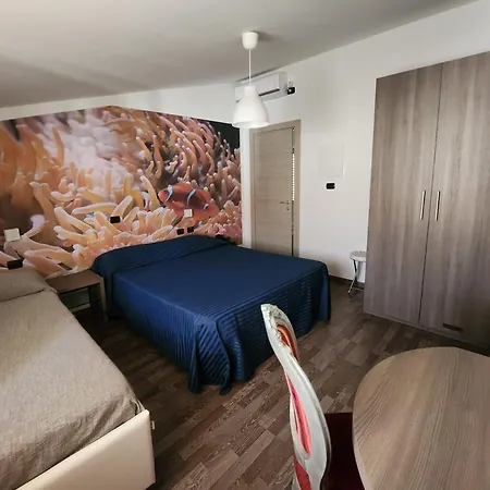 Miramare Dipendenza * Pineto