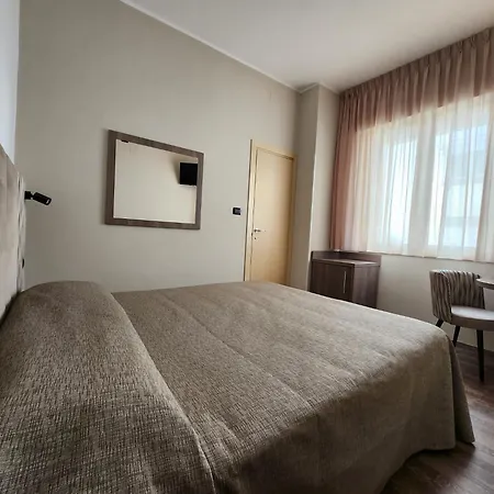 Hotel Miramare Dipendenza Pineto