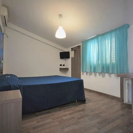 Otel Miramare Dipendenza Pineto