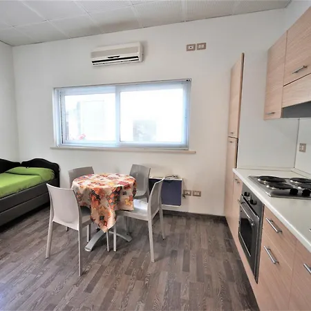 Hotel Miramare Dipendenza *