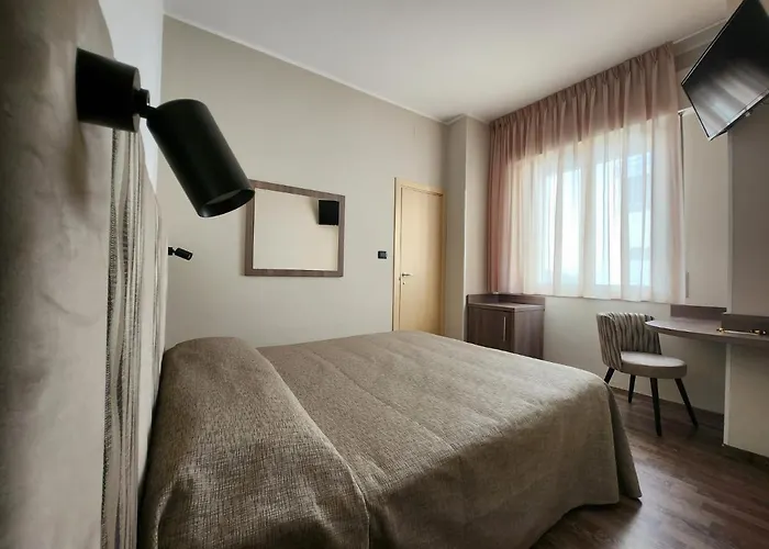 Miramare Dipendenza *