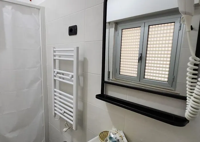 Miramare Dipendenza Szálloda *