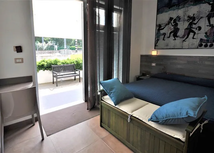 Miramare Dipendenza *